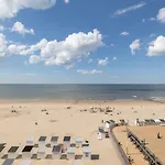 Renovated Studio With Amazing Seaview T119